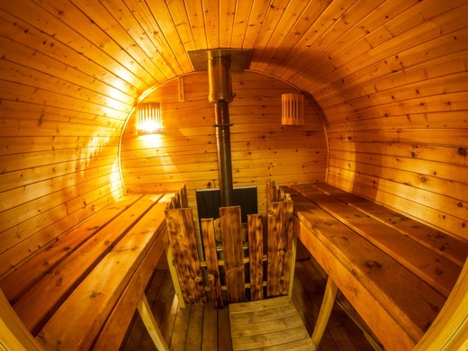 «Таежка»: русские бани на дровах